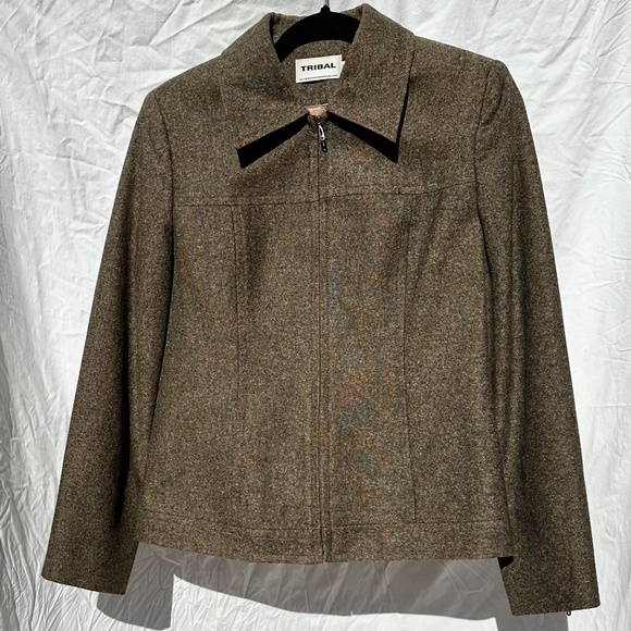 Cropped Speckled Weave Wool and Cotton Blend Jacket w Zipper Detail - Picture 3 of 4
